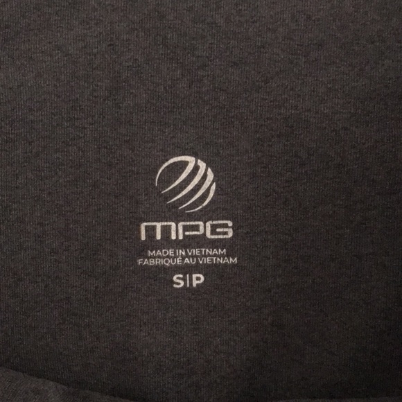 MPG High-Waisted Cut-to-Length Hem Legging 27" - Picture 3 of 8